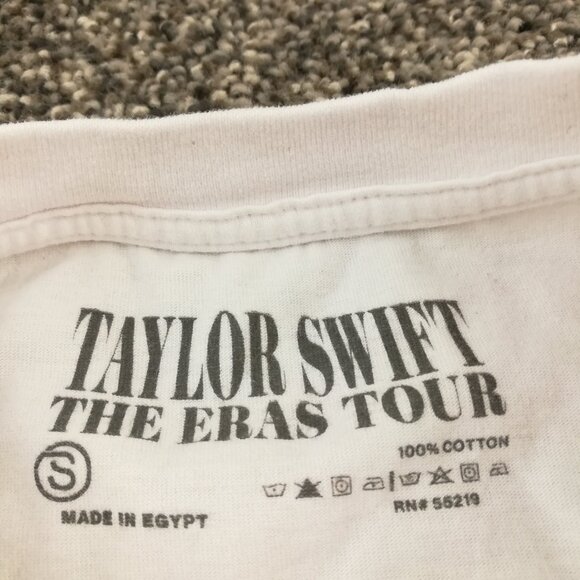 Taylor Swift T-Shirt Eras 2023 Tour Double Sided Graphic Mens Small - Picture 3 of 7